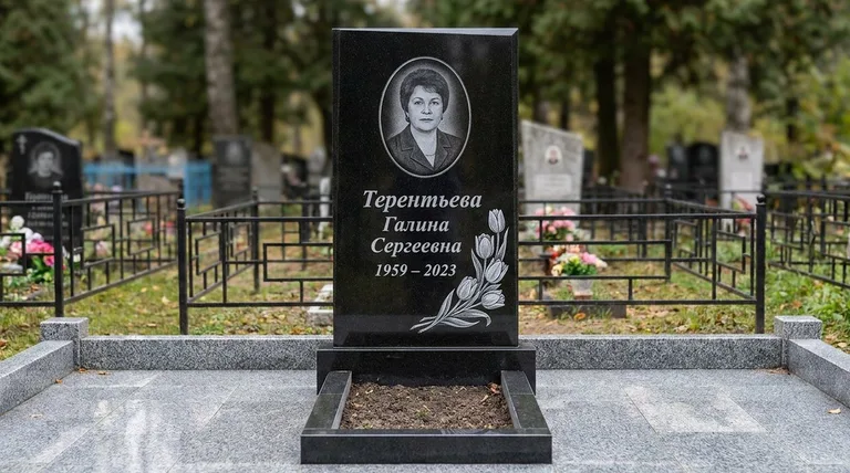Памятник с гравировкой тюльпанов — выполненная работа «Терентьева» в Нижневартовске