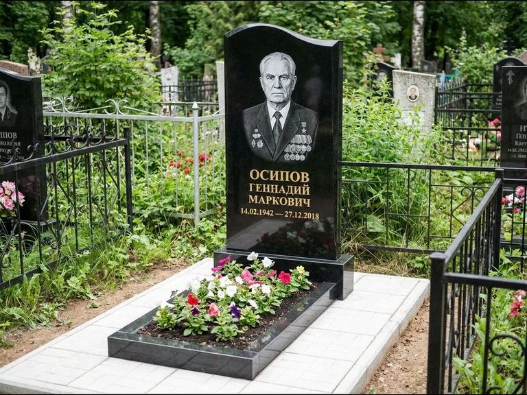 Гравировка портрета на чёрном граните — выполненная работа 7 в Нижневартовске