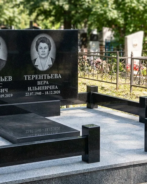Премиум памятник под ключ с золочёной гравировкой в Нижневартовске