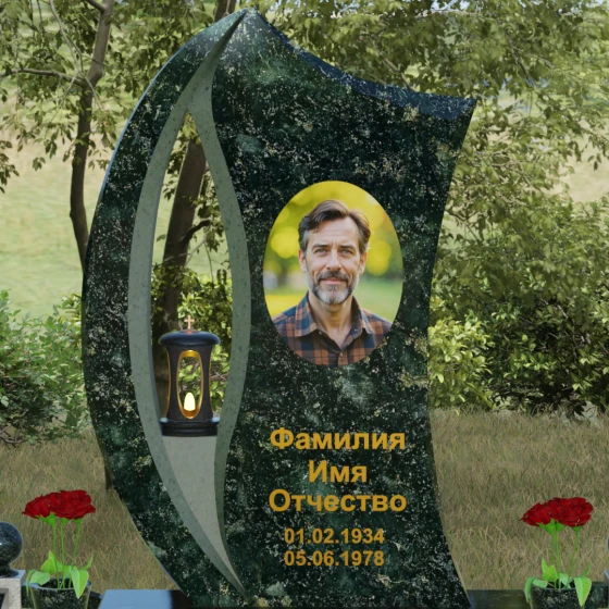 Гранитный памятник с каплевидным отверстием, гранит Балтик грин, в Якутске