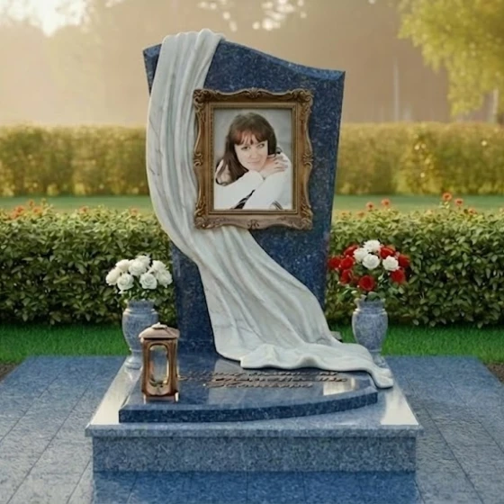 Элитный гранитный памятник в форме книги, гранит Блю Перл, в Якутске