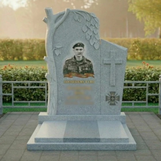 Православный вертикальный гранитный памятник с комплексом во Владивостоке, гранит Мансуровский
