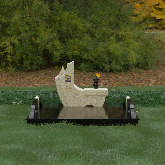 Гранитное надгробие с парусовидной стелой, гранит Мансуровский, вид 2